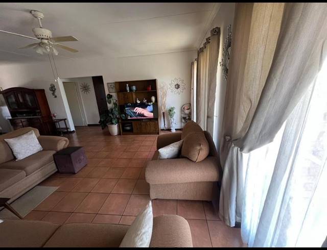 3 BEDROOM APARTMENT FOR SALE IN GREENHILLS